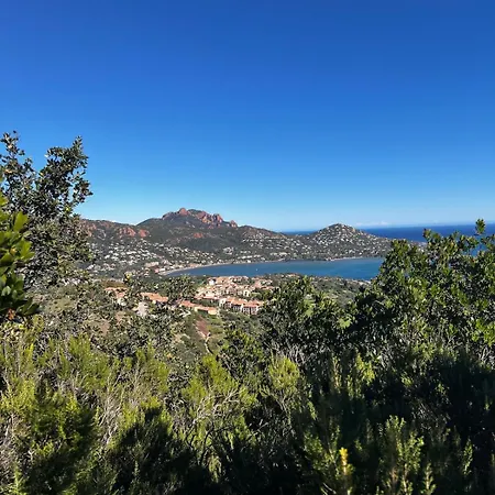 Hébergement de vacances Traumhafte Mit Einzigartigen Meerblick