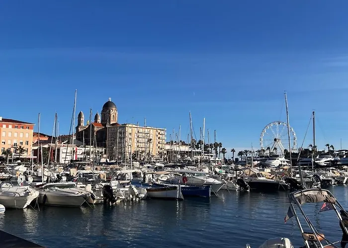 Hébergement de vacances Traumhafte Mit Einzigartigen Meerblick *