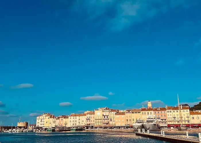 Traumhafte Mit Einzigartigen Meerblick *