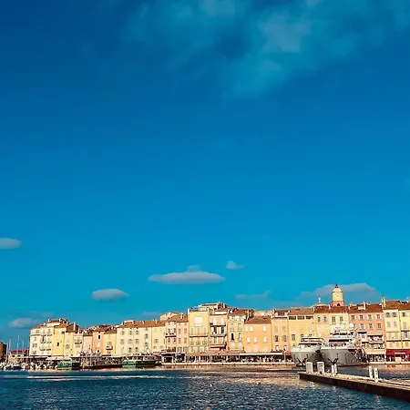 Traumhafte Mit Einzigartigen Meerblick *